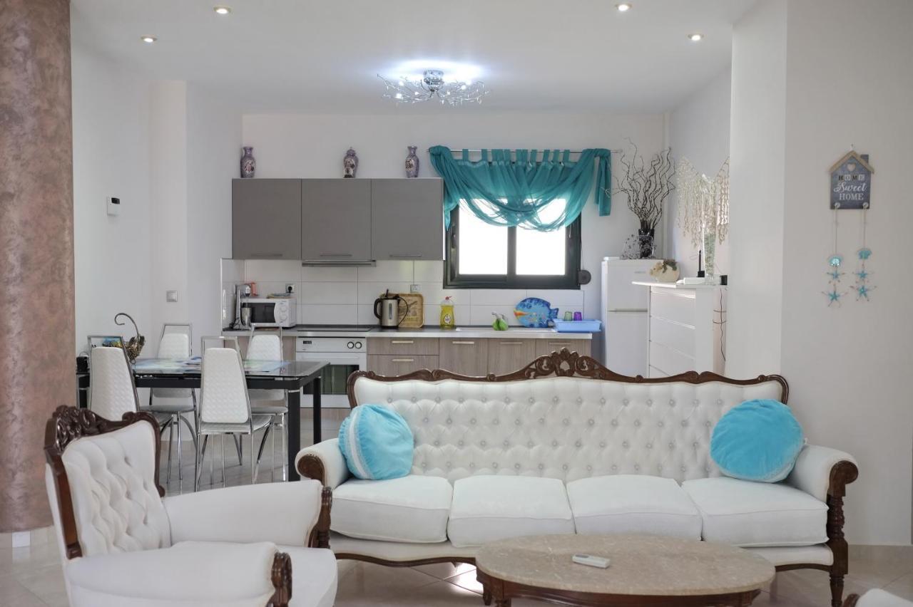 Irenes Apartment Kallithea  Dış mekan fotoğraf